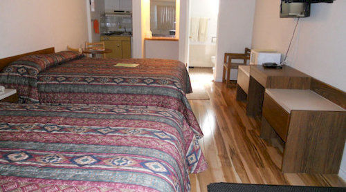 Lazy Bear Lodge Cranbrook Exterior foto